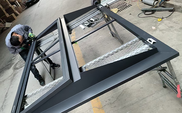 霍尔果斯排烟窗