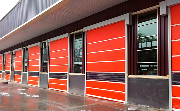 霍尔果斯快速卷帘门