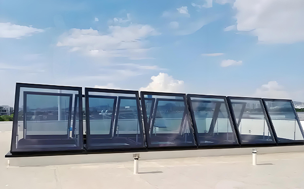 霍尔果斯排烟天窗