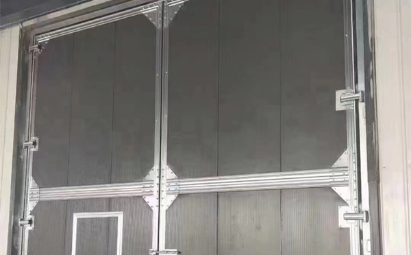 霍尔果斯兰州厂房霍尔果斯工业门选购与使用指南：打造高效安全的生产环境