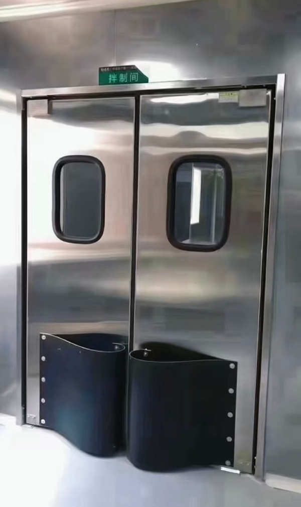 霍尔果斯防火门安装项目助力物流中心提升消防安全等级