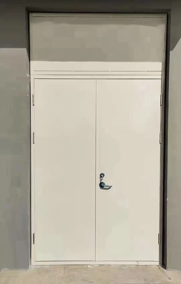 展览馆项目完成大跨度霍尔果斯防火门安装